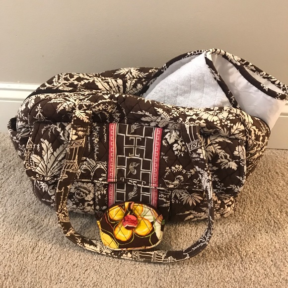 Vera Bradley gorgeous diaper bag (+ mini bag!) - Picture 3 of 6